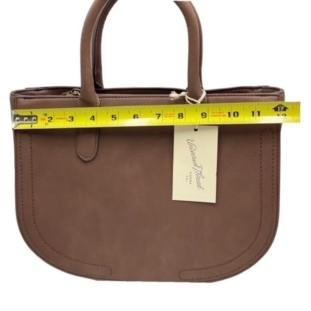 Universal Thread Halfmoon Cute Brown Satchel Handbag NWT